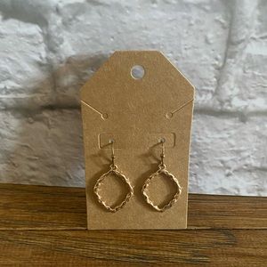 Pendant earrings